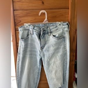 Light was jeans , stretchy, short